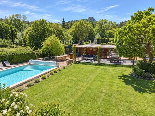 Saint-Rémy-De-Provence - Maison à Vendre