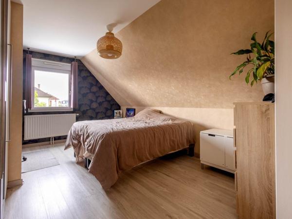 Maison récente d'environ 100 m² habitables avec jardin et terrasse