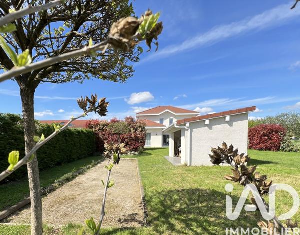 Maison à vendre 7 pièces 233 m² La Buisse