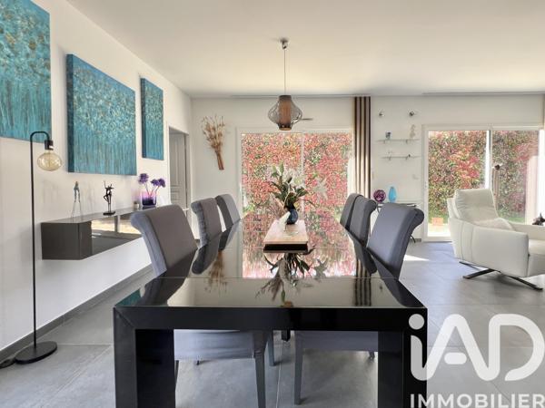 Maison à vendre 7 pièces 233 m² La Buisse