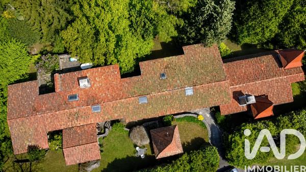 Maison à vendre 8 pièces 300 m² Orcines