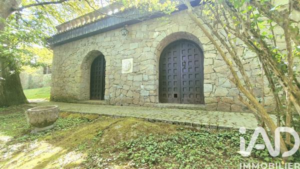 Maison à vendre 8 pièces 300 m² Orcines