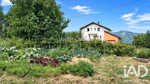 Maison à vendre 6 pièces 152 m² Quérigut