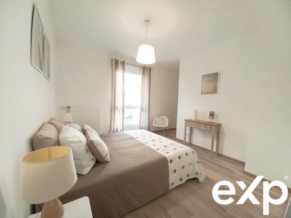 T4 de 83.7 M² avec terrasse et parking