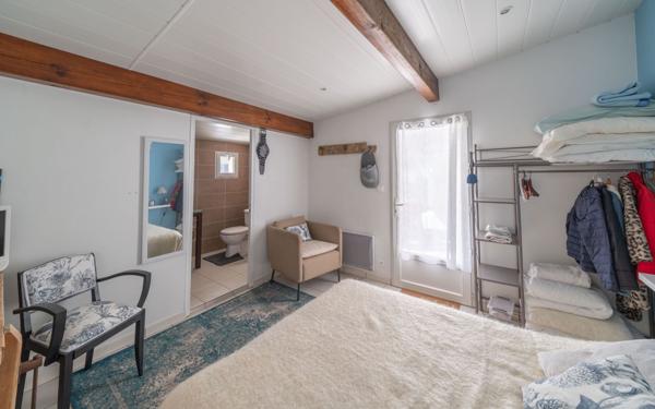 Maison à vendre    6 pièces •  Parentis-en-Born