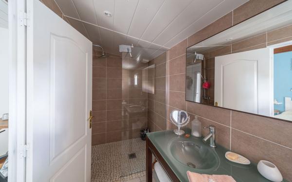 Maison à vendre    6 pièces •  Parentis-en-Born