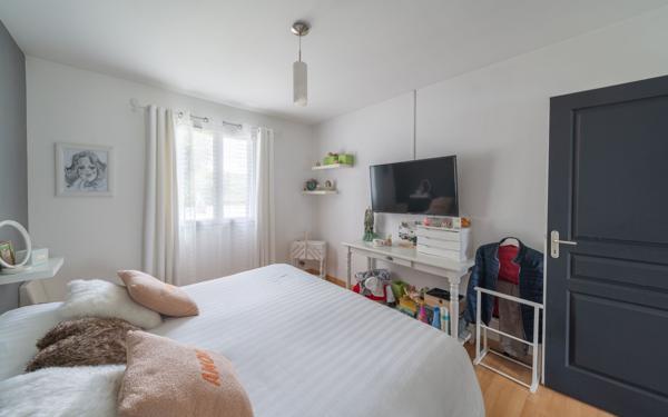 Maison à vendre    6 pièces •  Parentis-en-Born