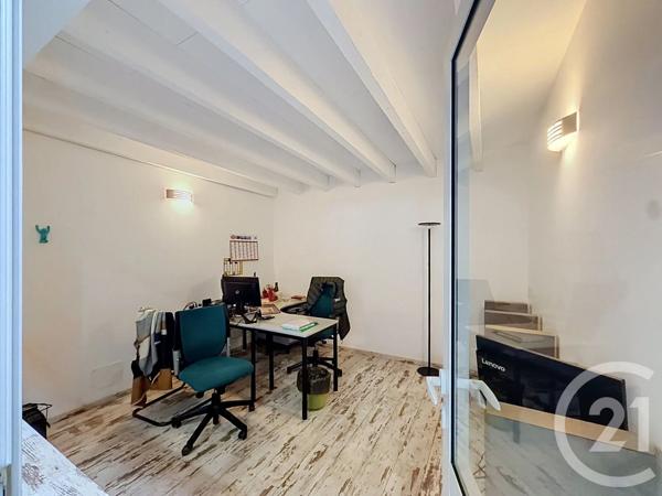 à vendre  222 m 2   CONDOM  - 32