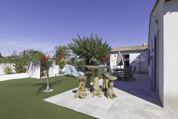 Maison de plain pied de 2016, 4 pièces, 3 chambres, 81m2 avec garage à Pierrefeu Du Var