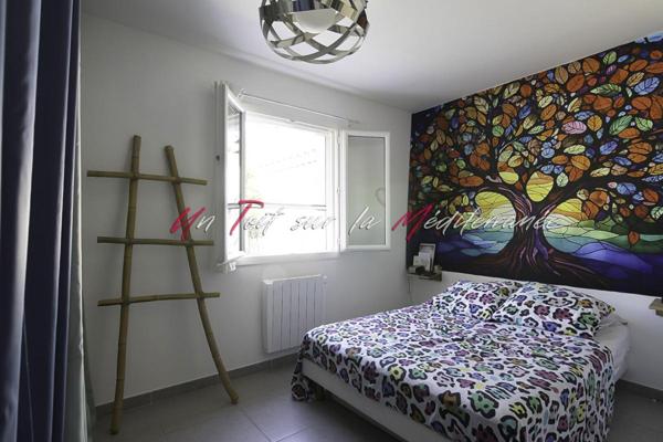 Maison de plain pied de 2016, 4 pièces, 3 chambres, 81m2 avec garage à Pierrefeu Du Var