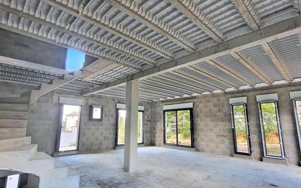 Maison à vendre    5 pièces • 130 m2 Pont-Évêque