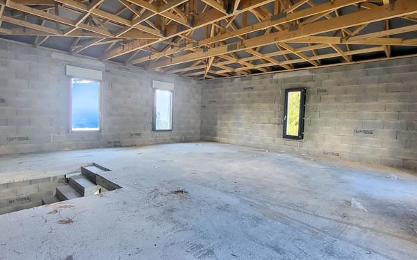 Maison à vendre    5 pièces • 130 m2 Pont-Évêque