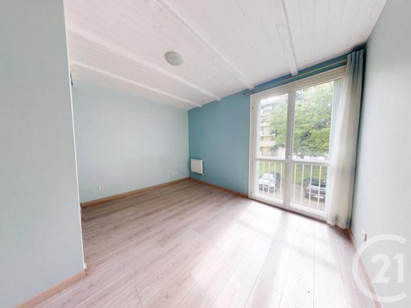 Appartement T4 à vendre  4 pièces - 83,98 m 2   COLOMIERS  - 31