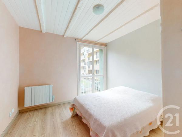 Appartement T4 à vendre  4 pièces - 83,98 m 2   COLOMIERS  - 31