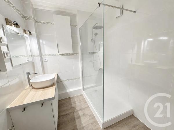 Appartement T4 à vendre  4 pièces - 83,98 m 2   COLOMIERS  - 31