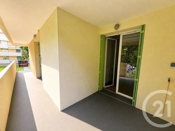 Appartement T4 à vendre  4 pièces - 83,98 m 2   COLOMIERS  - 31
