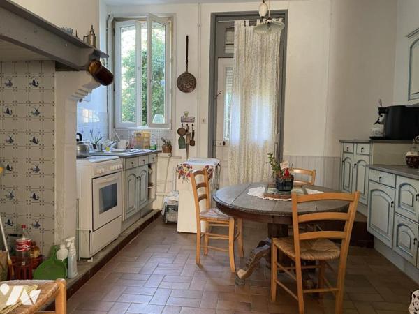 MAILLY-MAILLET - Ensemble immobilier de caractère