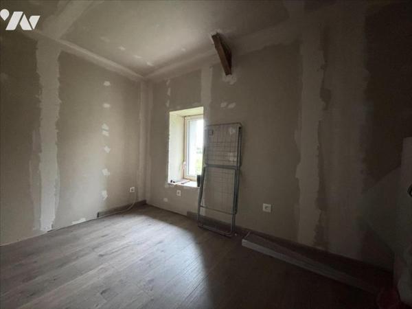 MAISON INDIVIDUELLE EN PIERRES