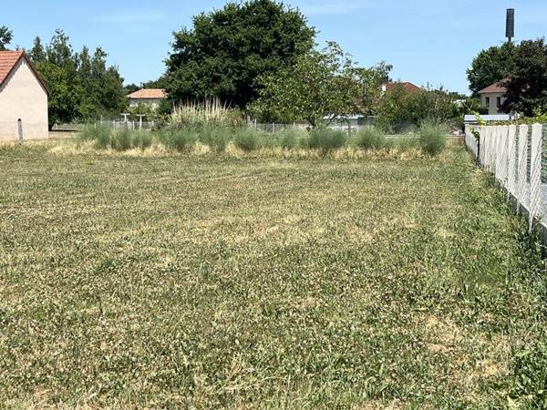 Terrain à vendre |  Domérat |  1103 m²