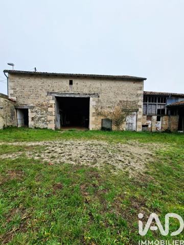 Maison à vendre 6 pièces 142 m² Charmé