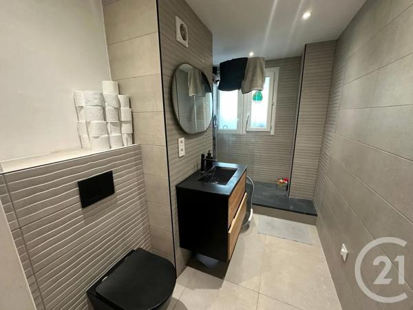 Appartement T4 à vendre  4 pièces - 76 m 2   SETE  - 34
