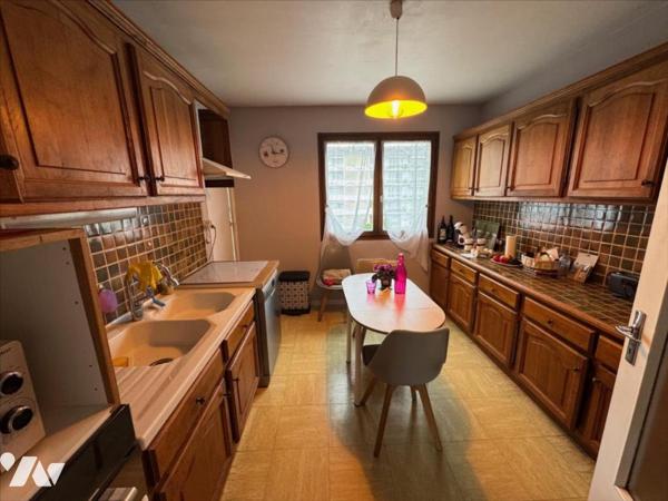 APPARTEMENT + GARAGE