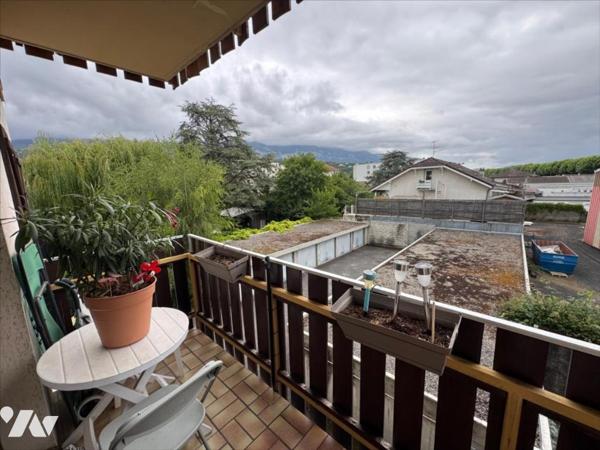 APPARTEMENT + GARAGE
