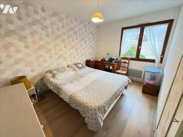 APPARTEMENT + GARAGE