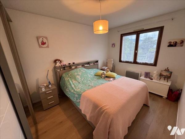 APPARTEMENT + GARAGE