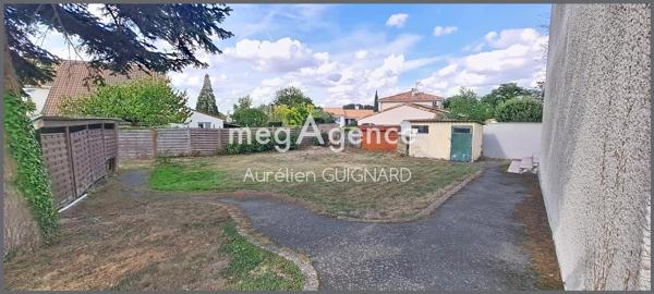Maison à BRESSUIRE, 79300 - 5 pièces 117m²