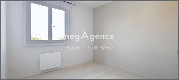Maison à BRESSUIRE, 79300 - 5 pièces 117m²