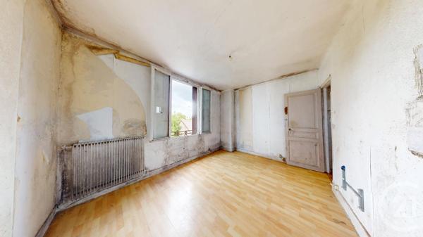 Maison à vendre  8 pièces - 110,44 m2 LA COURNEUVE - 93