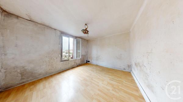 Maison à vendre  8 pièces - 110,44 m2 LA COURNEUVE - 93