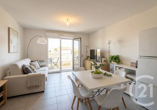 Appartement T2 à vendre  2 pièces - 44 m 2   MONTAUBAN  - 82