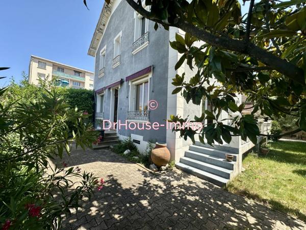 Maison à vendre 6 pièces de 163 m²
