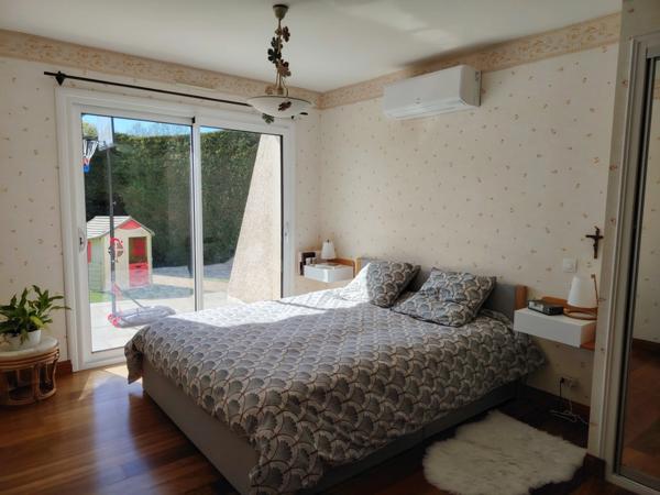 Belle Maison de 189 m² avec piscine dans environnement calme et verdoyant de Migné Auxances