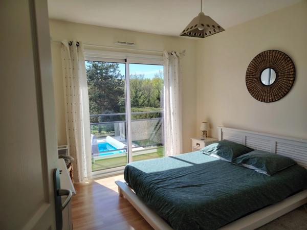 Belle Maison de 189 m² avec piscine dans environnement calme et verdoyant de Migné Auxances