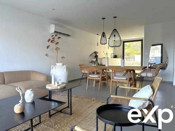 Belle Maison Familiale en deux appartements T4 – 220 m² habitables Piscine – Jardin exotique – Stationnements – Quartier Quatre Chemins des Routes