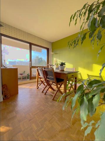 Fontenay-aux-Roses (92260) FONTENAY AUX ROSES, PROCHE Le Plessis Robinson - APPARTEMENT 107m2 avec 4 chambres - TERRASSE 14m2 - PARC, VER