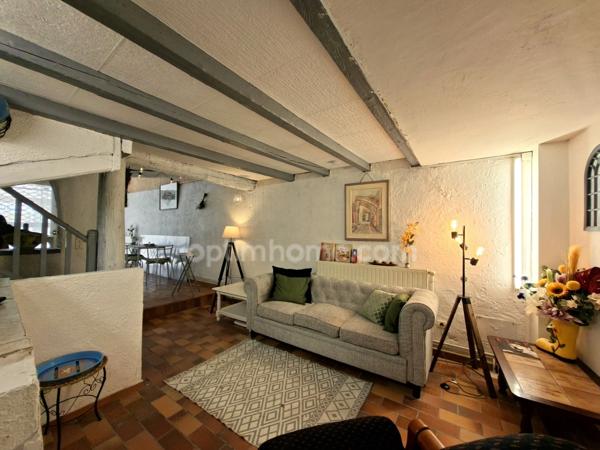 🏠 Idéal Artisan ou Profession Libérale : Immeuble Mixte en Plein Cœur de DIGNE LES BAINS (04)