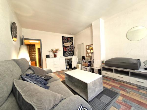 🏠 Idéal Artisan ou Profession Libérale : Immeuble Mixte en Plein Cœur de DIGNE LES BAINS (04)