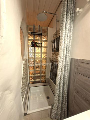 🏠 Idéal Artisan ou Profession Libérale : Immeuble Mixte en Plein Cœur de DIGNE LES BAINS (04)