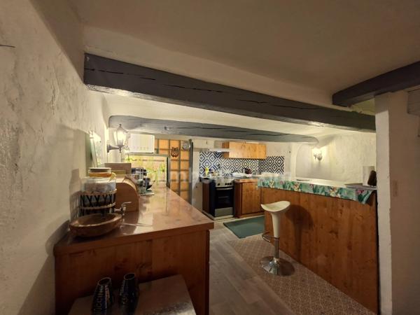 🏠 Idéal Artisan ou Profession Libérale : Immeuble Mixte en Plein Cœur de DIGNE LES BAINS (04)