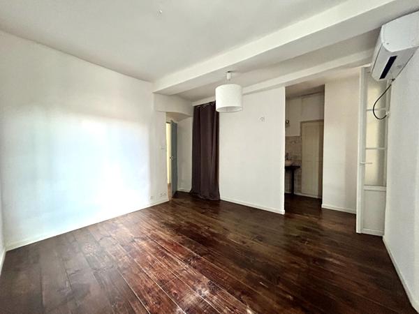 A LOUER TYPE 2  20000 AJACCIO VIEILLE VILLE