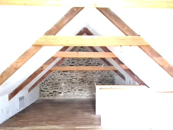 Exclusivité - Le Croisty - Maison de 135.36 m2 - 6 pièces - 3 chambres  -  Jardinet 20 m2 - Prix 125.000