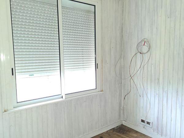 Exclusivité - Le Croisty - Maison de 135.36 m2 - 6 pièces - 3 chambres  -  Jardinet 20 m2 - Prix 125.000