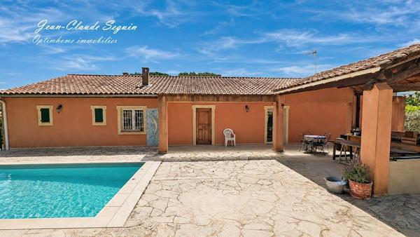 MERINDOL (84) | Maison de plain pied de 168 m² habitables avec 2 gîtes sur un terrain de 870 m² avec piscine