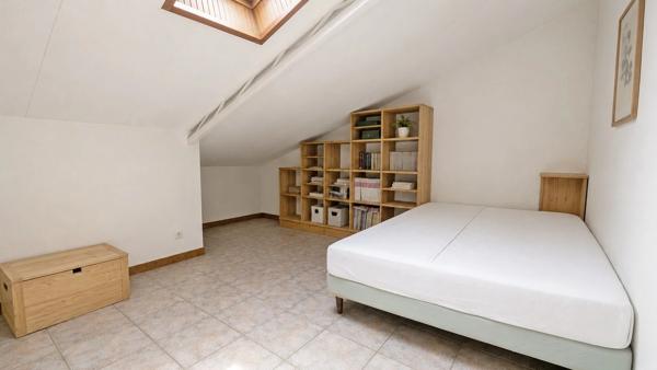 MERINDOL (84) | Maison de plain pied de 168 m² habitables avec 2 gîtes sur un terrain de 870 m² avec piscine