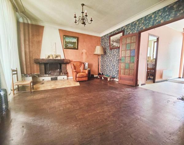 Maison de ville à Grenoble avec jardin, garage et dépendance de 80 m²