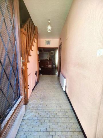 Maison de ville à Grenoble avec jardin, garage et dépendance de 80 m²